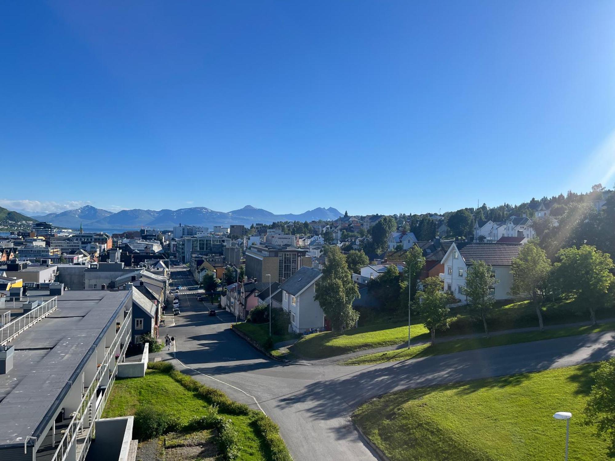 City Center 7Th Floor Apartement With Beautiful View Tromsø Esterno foto