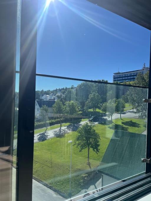 City Center 7Th Floor Apartement With Beautiful View Tromsø Esterno foto