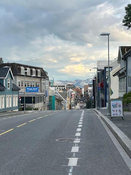 City Center 7Th Floor Apartement With Beautiful View Tromsø Esterno foto