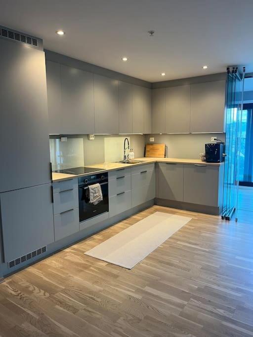 City Center 7Th Floor Apartement With Beautiful View Tromsø Esterno foto